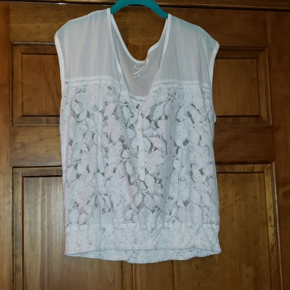 Very cute blouse/tank top